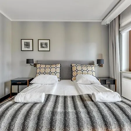 Grand - Blue Marlin - Luxury *