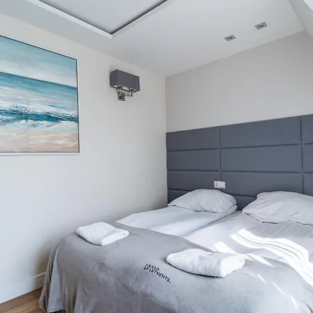 Grand - Blue Marlin - Luxury